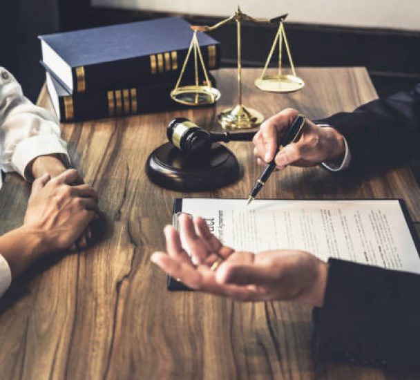 Good service cooperation, Consultation of Businesswoman and Male lawyer or judge counselor having team meeting with client, Law and Legal services concept.